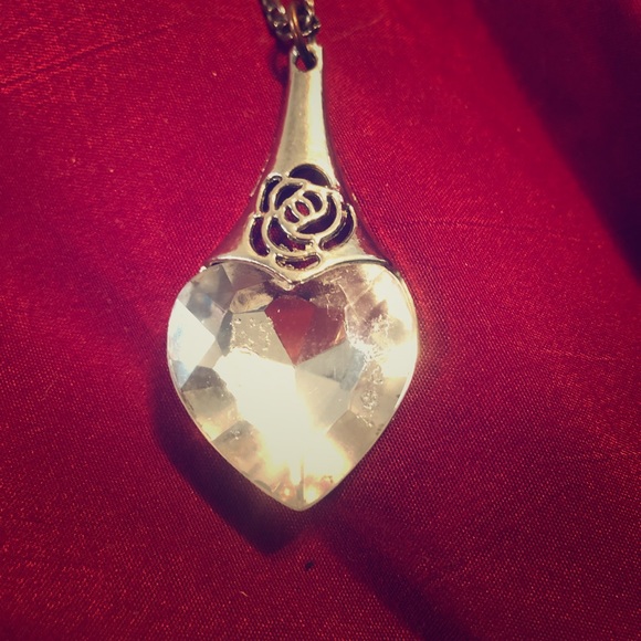 Heart stone necklace - Picture 1 of 2